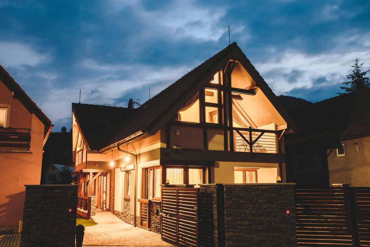 Horvat Family Residence Lucky Exterior photo